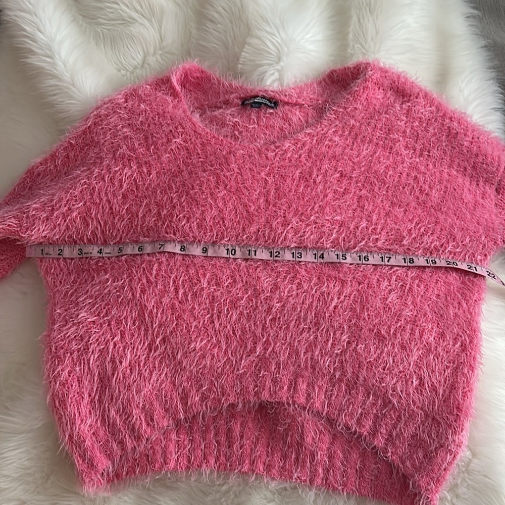 fFuffy neon pink sweater by freshman
size medium - Picture 7 of 8